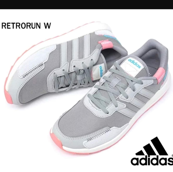 ADIDAS RETRORUN WOMEN SNEAKERS - Picture 1 of 15